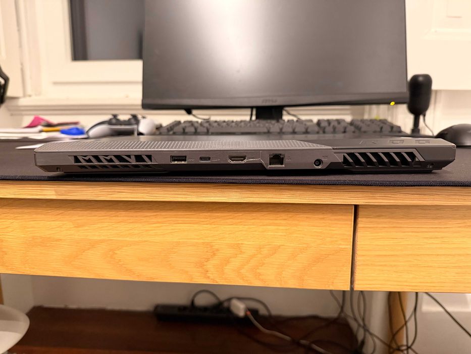 Portátil Gaming ASUS ROG Strix G513 – Ryzen 7 / GTX 1660 Ti / 144Hz