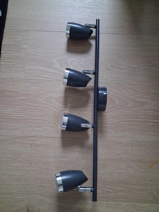 FOCO de teto com 4 projetores LED