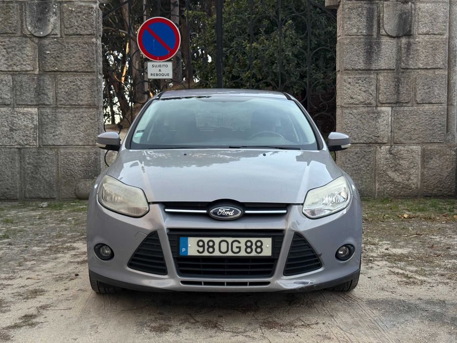 Ford Focus 1.6 TDCI 2012 — photo 3