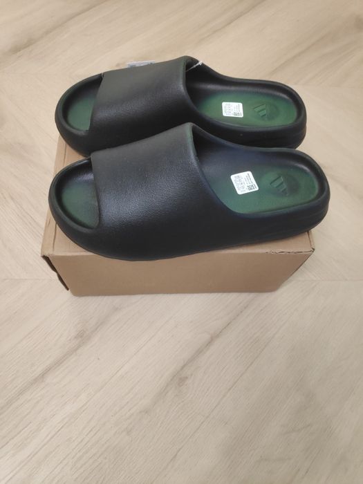 Klapki adidas yezzy Onyx