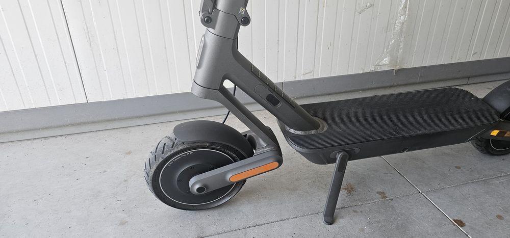 Xiaomi Mi Scooter 4 Ultra