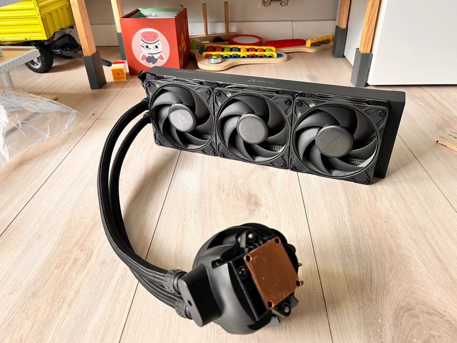 Arctic Liquid Freezer III 360 Pro