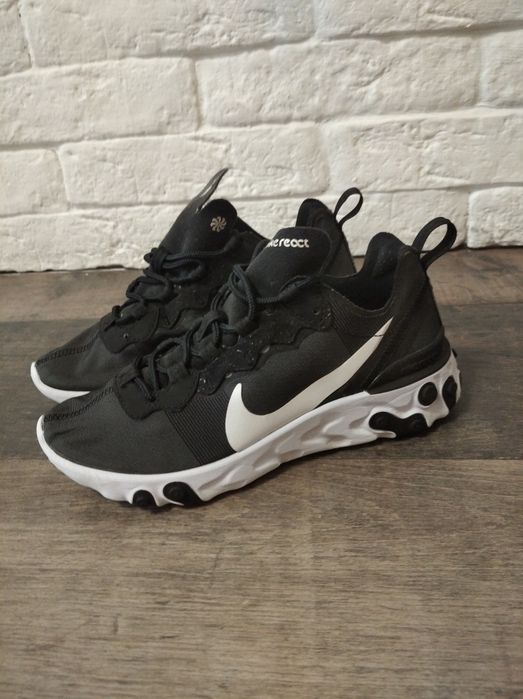 кросівки Nike react element