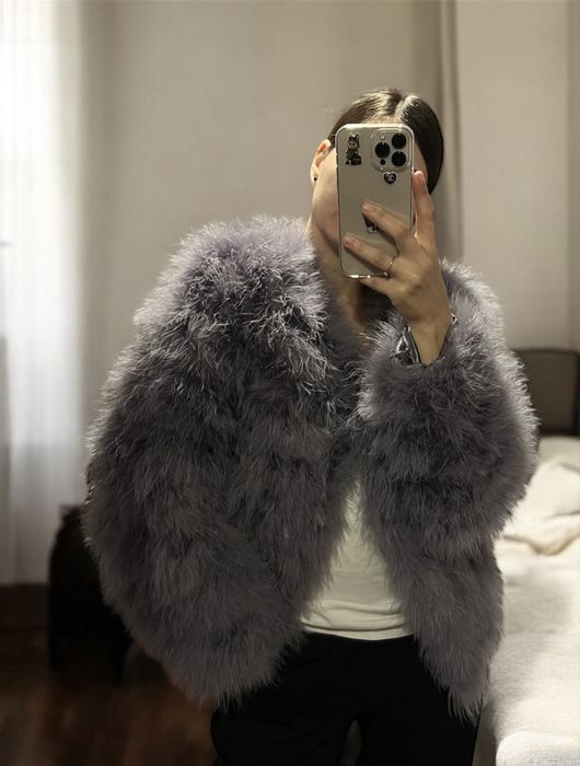 Розкішна шуба з натурального страуса