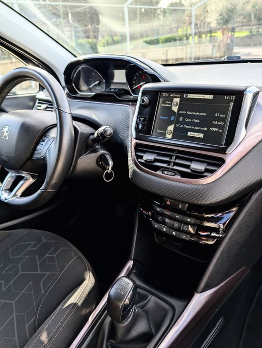 Peugeot 2008 1.4 HDi Active | Histórico Impecável