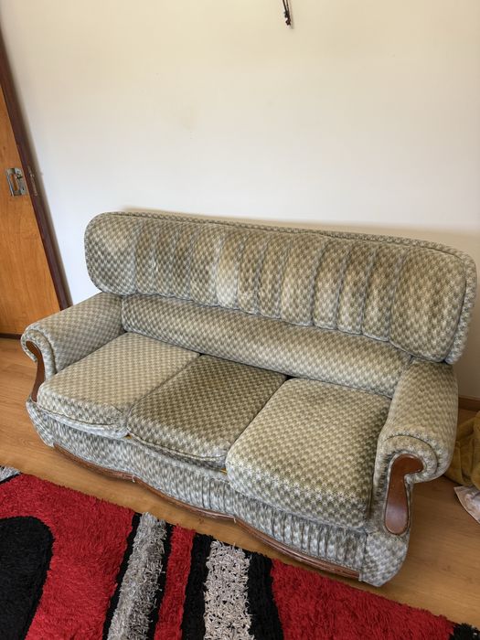 Sofá e 2 cadeirões