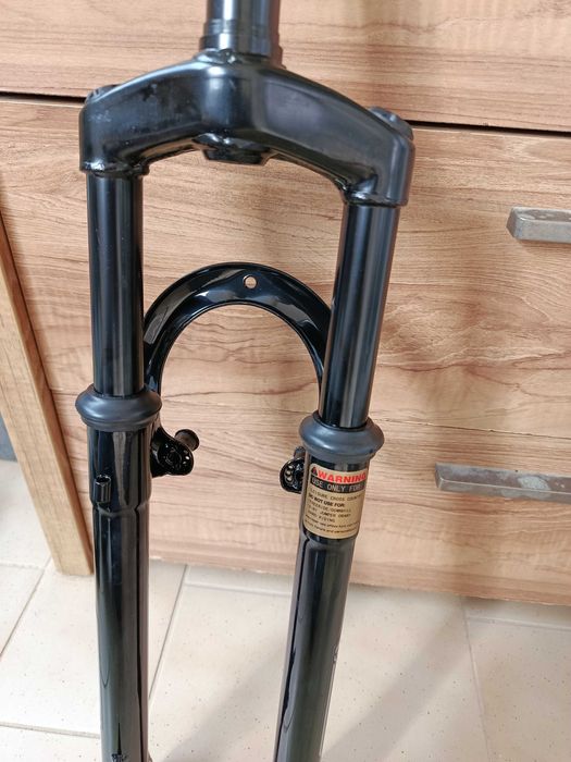 Suspensão  com rosca  1"1-8-25,4   -disc 28"  :Ø25,4 mm x 28".