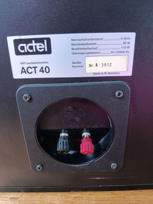 Kolumny stereo Actel