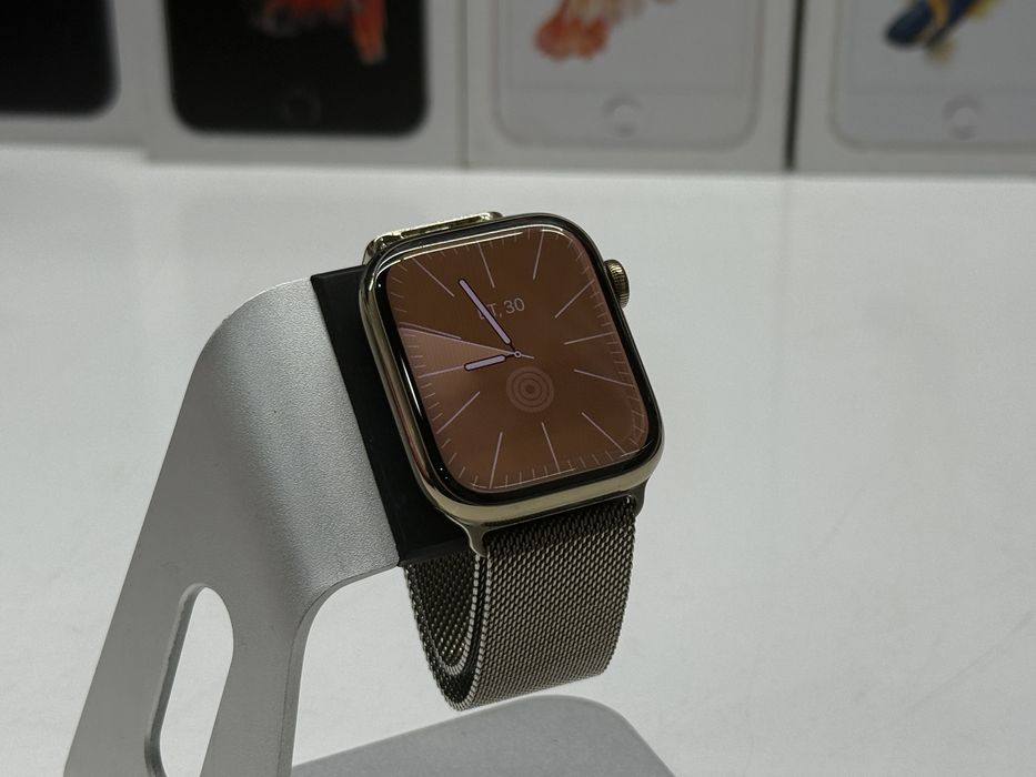 Apple Watch Series 7 45mm Gold Stainless Steel Milan LooTrade-In/Oбмeн