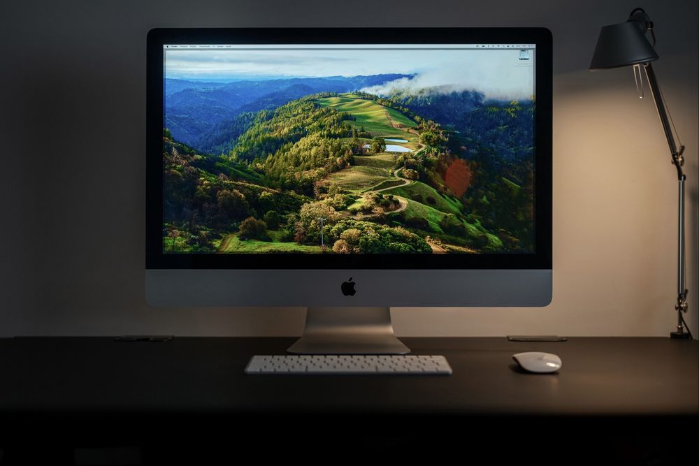 Apple iMac 27” Retina 5K (2020) | Intel i5 | 8 GB RAM | SSD 500 GB