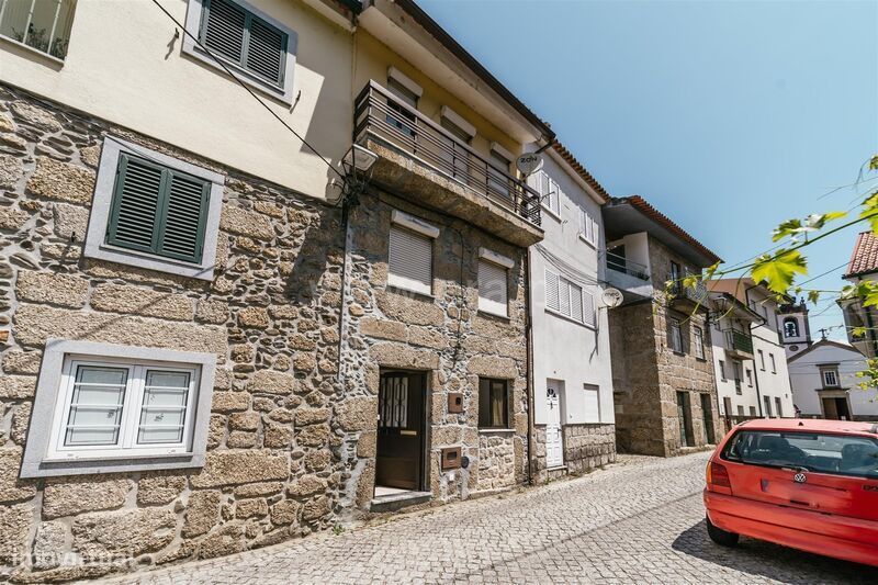 Moradia T3 / Seia, Sandomil