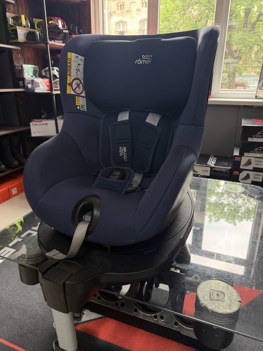Автокрісло Britax Römer Dualfix iSense та база Flex Base iSense до 4-х років