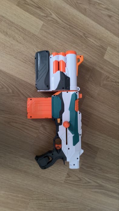 Продам Nerf Modulus Tristrayk