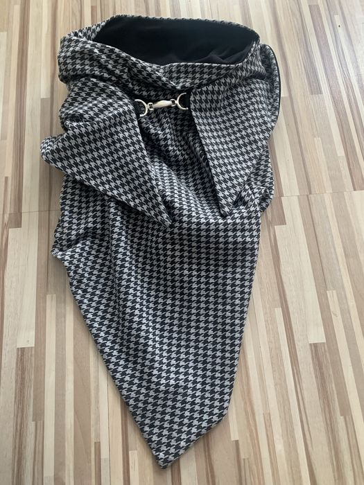 Chusta damska zapinana