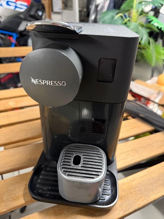 Máquinas de Café Delonghi latissima preta