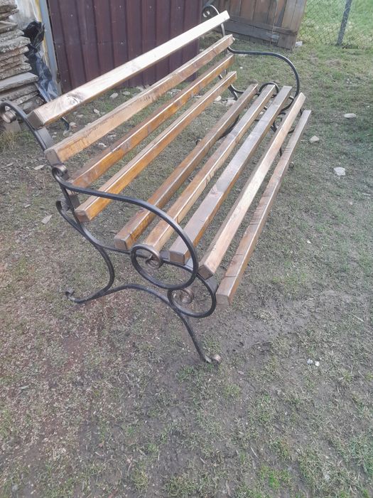 Лавка  кована з  профілю