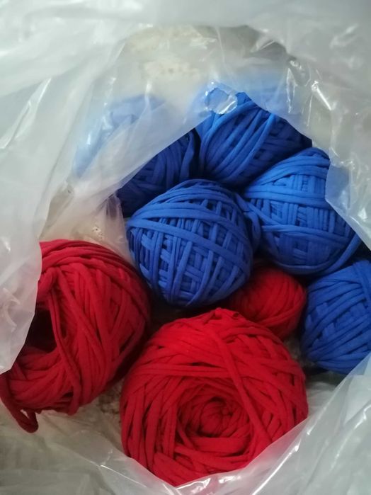 Vendo varias cores e kg de  Trapilho