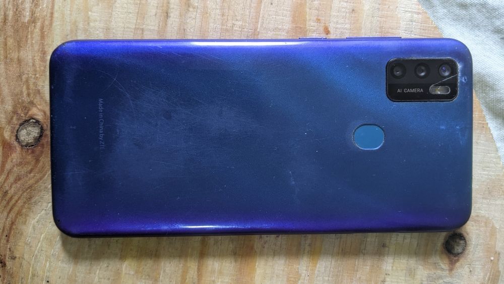 zte a7020 - купить мобильные телефоны и смартфоны - Цена на OLX.ua