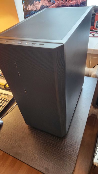 Компьютер: AMD Ryzen 5 5600X, RTX 5060, DDR4 32Gb, SSD 1Tb