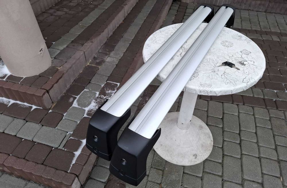 Oryginalny Bagażnik Dachowy Mercedes GLC Coupe Belki Poprzeczki Thule