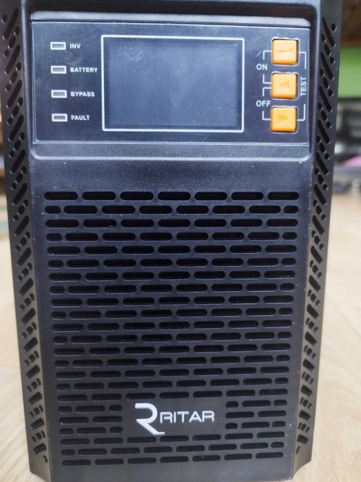 Инвертор и аккумулятор