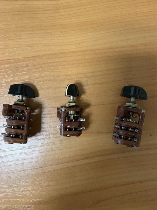 Продам галетные переключатели 11П2Н .Торг: 280 грн. - Кнопки ...