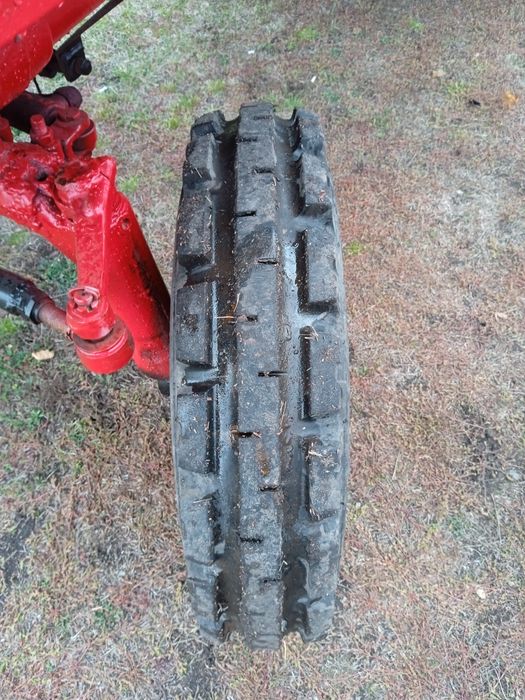 Продам трактор Т-16 .