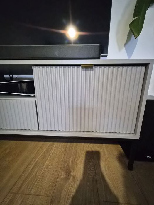 Zestaw - stolik kawowy, szafka RTV, komoda