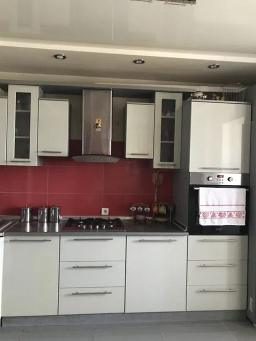 Продаж квартири 68 кв.м, вул. Академіка Сахарова
