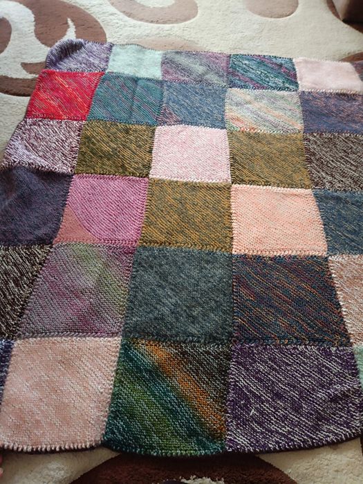 Плед вязанный 1.15 х 1.15 м