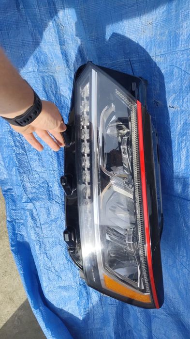 Фара VW Passat B8 LED ліва Америка / USA з блоками, б/в