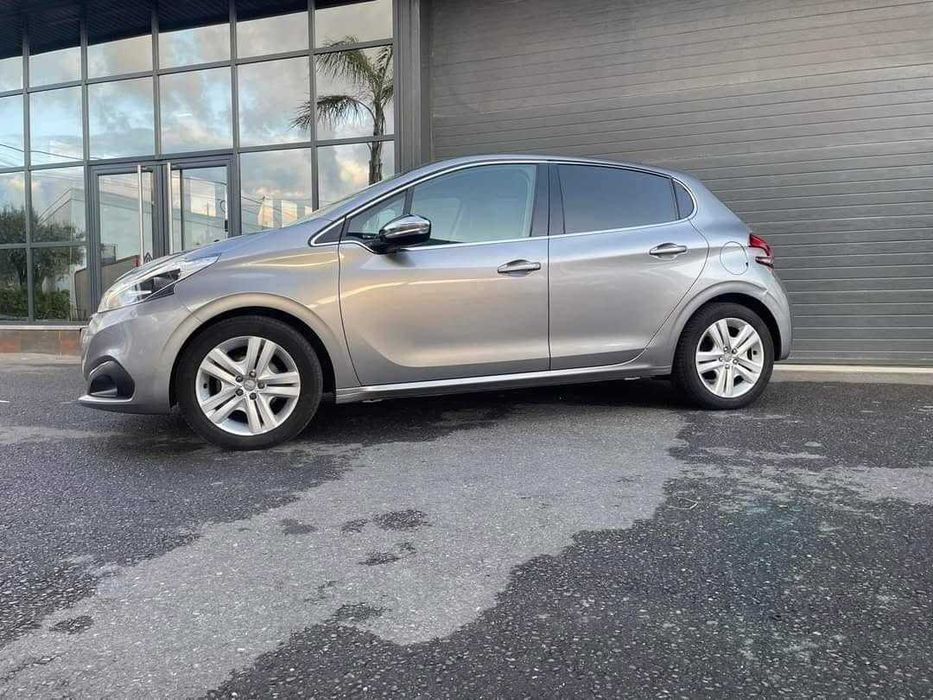 Peugeot 208 Allure