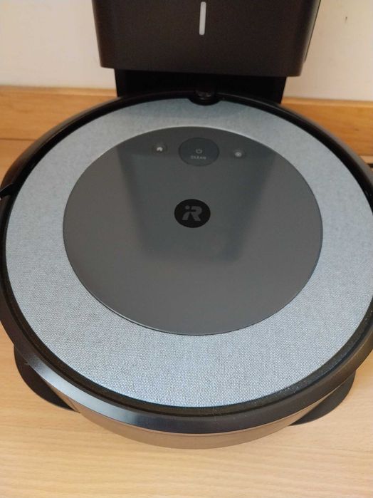 Aspirador iRobot Roomba na garantia