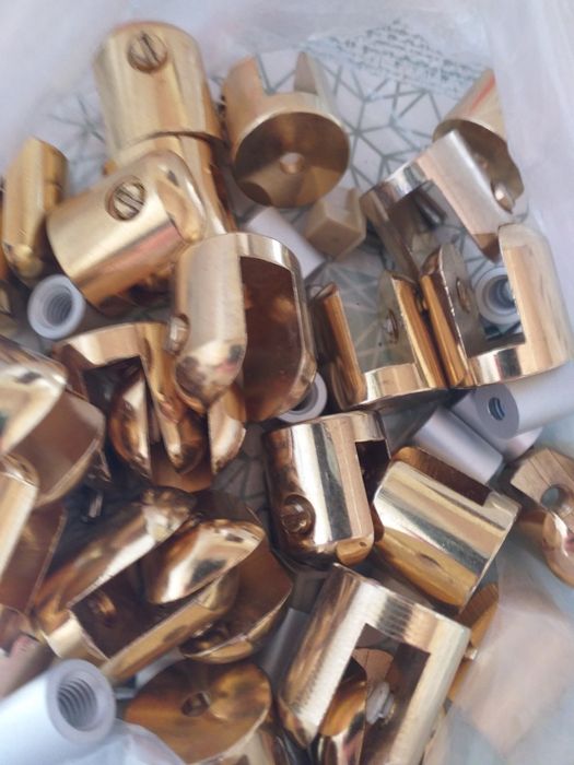 Suportes para prateleiras de vidro