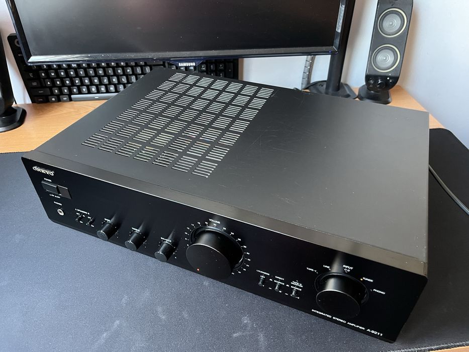 Wzmacniacz Onkyo A-9211