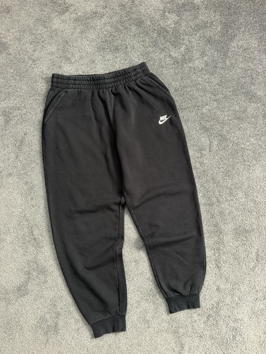 Продам штани Nike