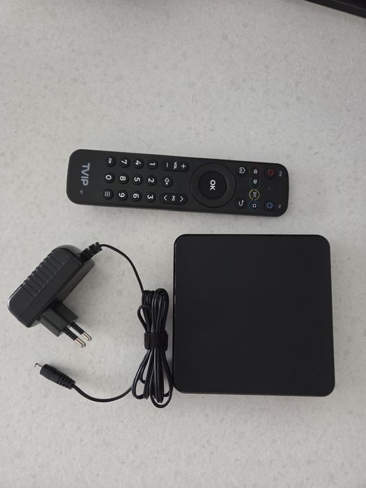 Box TVIP 706 como nova