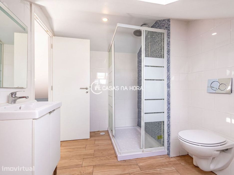 Apartamento Duplex com Suite no Sótão | Benfica  Bairro das Pedralvas