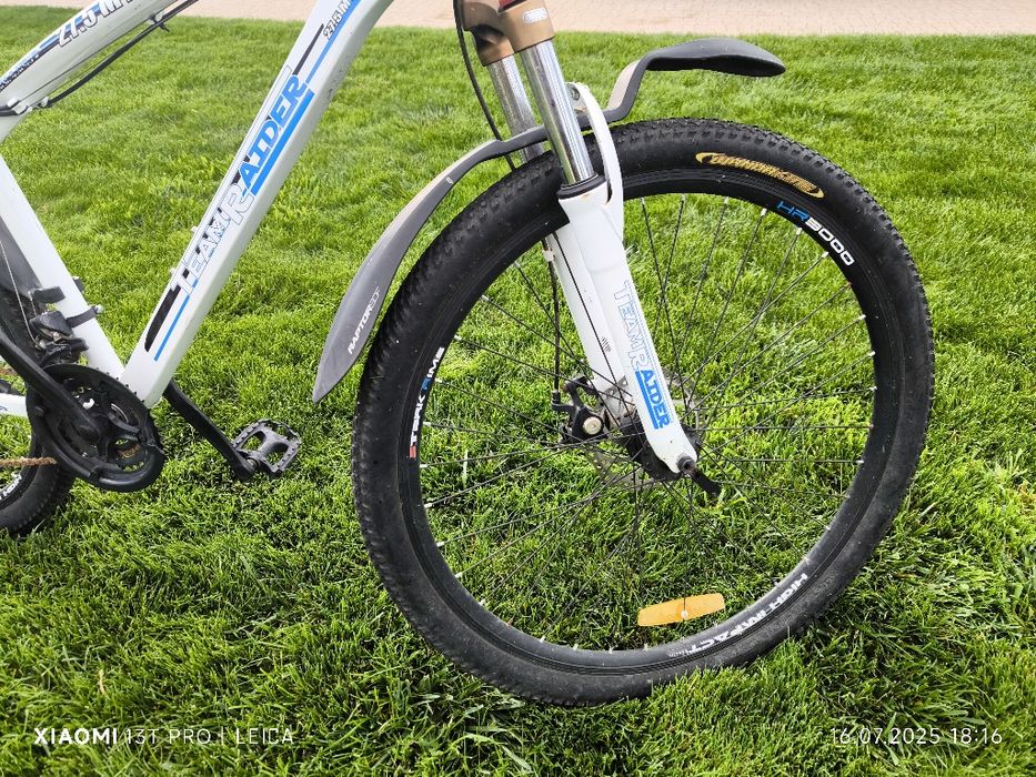 Rower górski w dobrym stanie.