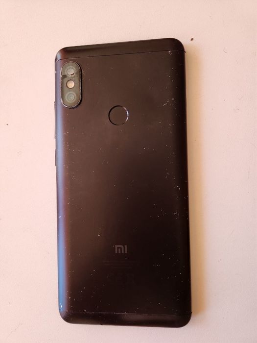 Xiaomi Redmi Note 5 4/64GB Чорний, потребує відновлення дисплея