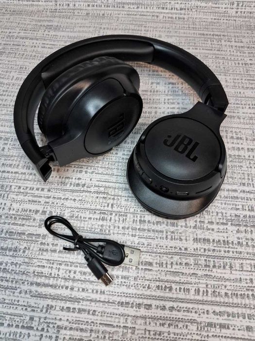 JBL Tune 710 BT / Беспровідні навушники