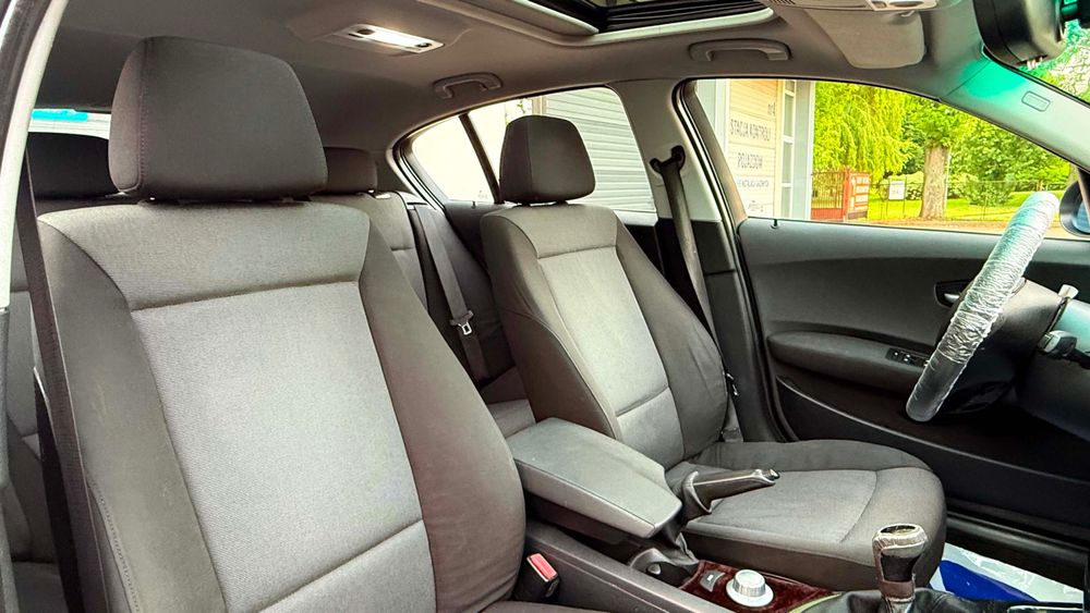 Samochód BMW E87 Seria 1