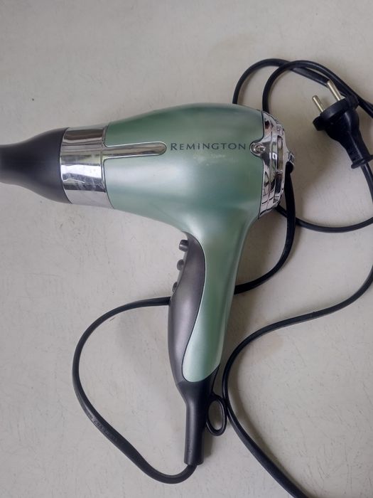 Фен для волос Remington