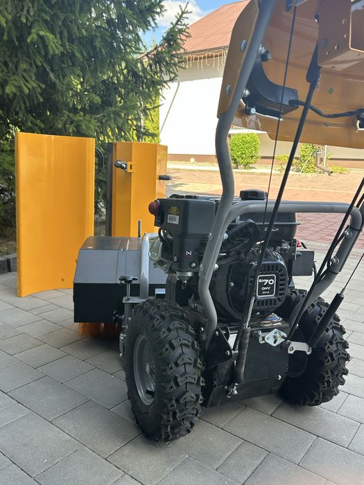Zamiatarka STIGA Sws 800 GE stan bardzo dobry. TYLKO ODBIOR OSOBISTY!!