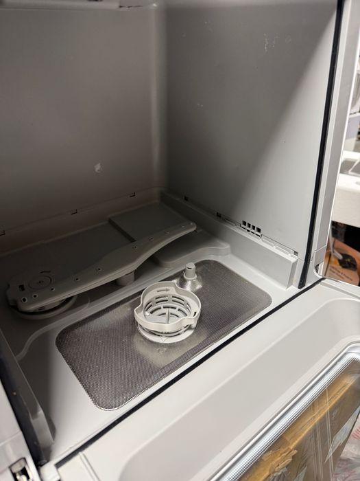 Zmywarka mini nablatowa COMFEE' Mfd42S110W turystyczna super