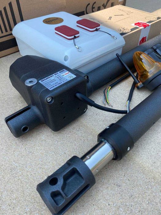 Система для распашных ворот, Автоматика, Распашные ворота с приводами