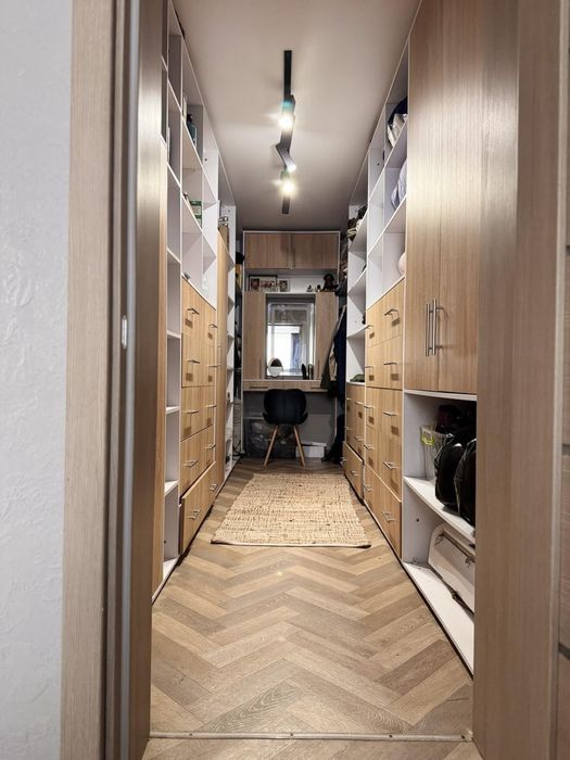 2 кімнатна з гардеробною (3кімнатна)на Бородинському,Каховська 61