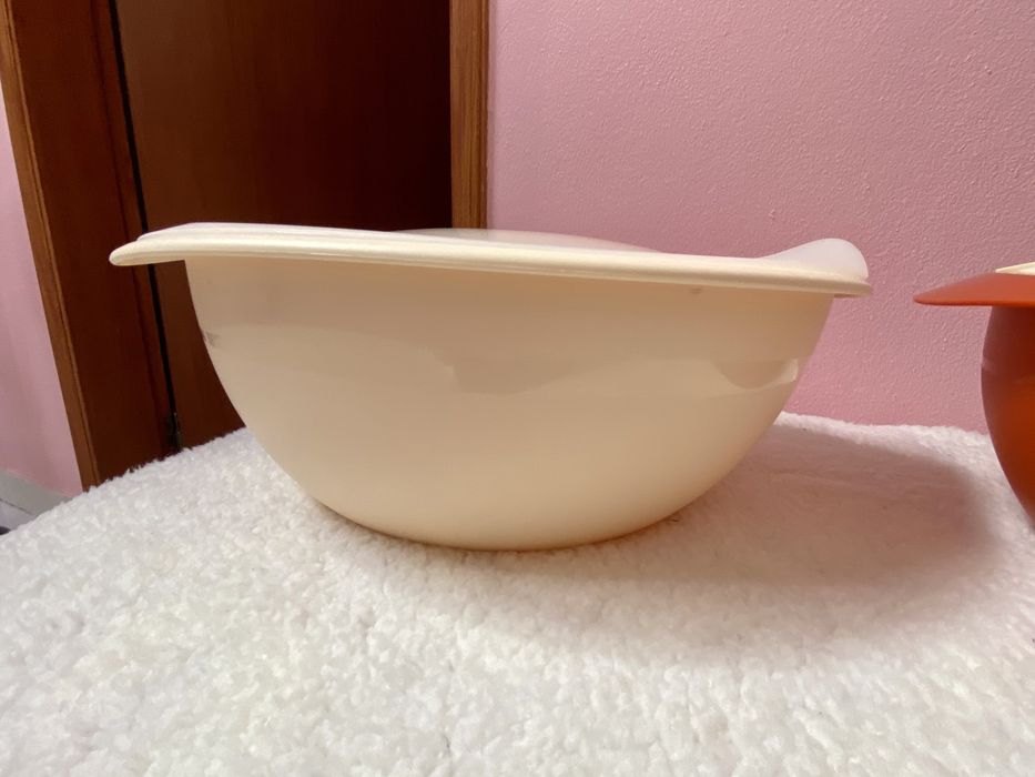 Conj. 2 Travessas com tampa + colher | Tupperware (novas)64739671569155123