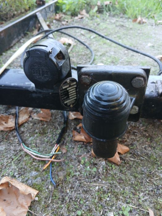 Engate de reboque para autocaravana