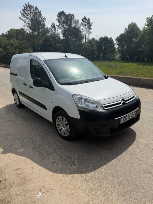 Citroen Berlingo 1.6 - 11/2015 - 3 lugares
